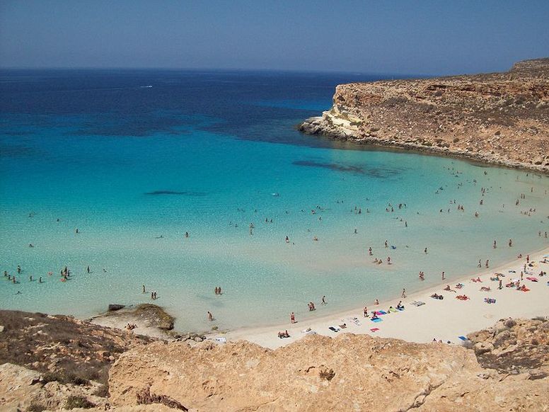 Pláž Rabbit Island Lampedusa