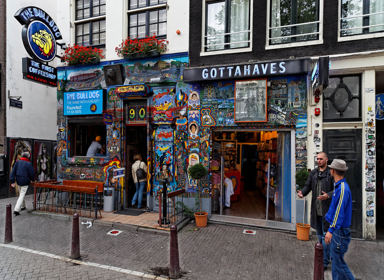The Bulldog - nejznámější řetězec coffeeshopů v Amsterdamu